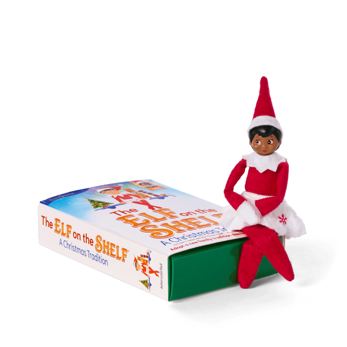The Elf on the Shelf® Set (Girl) for 18-inch Dolls O3