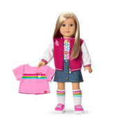Truly Me™ 18-inch Doll #100 with straight layered blonde hair K1