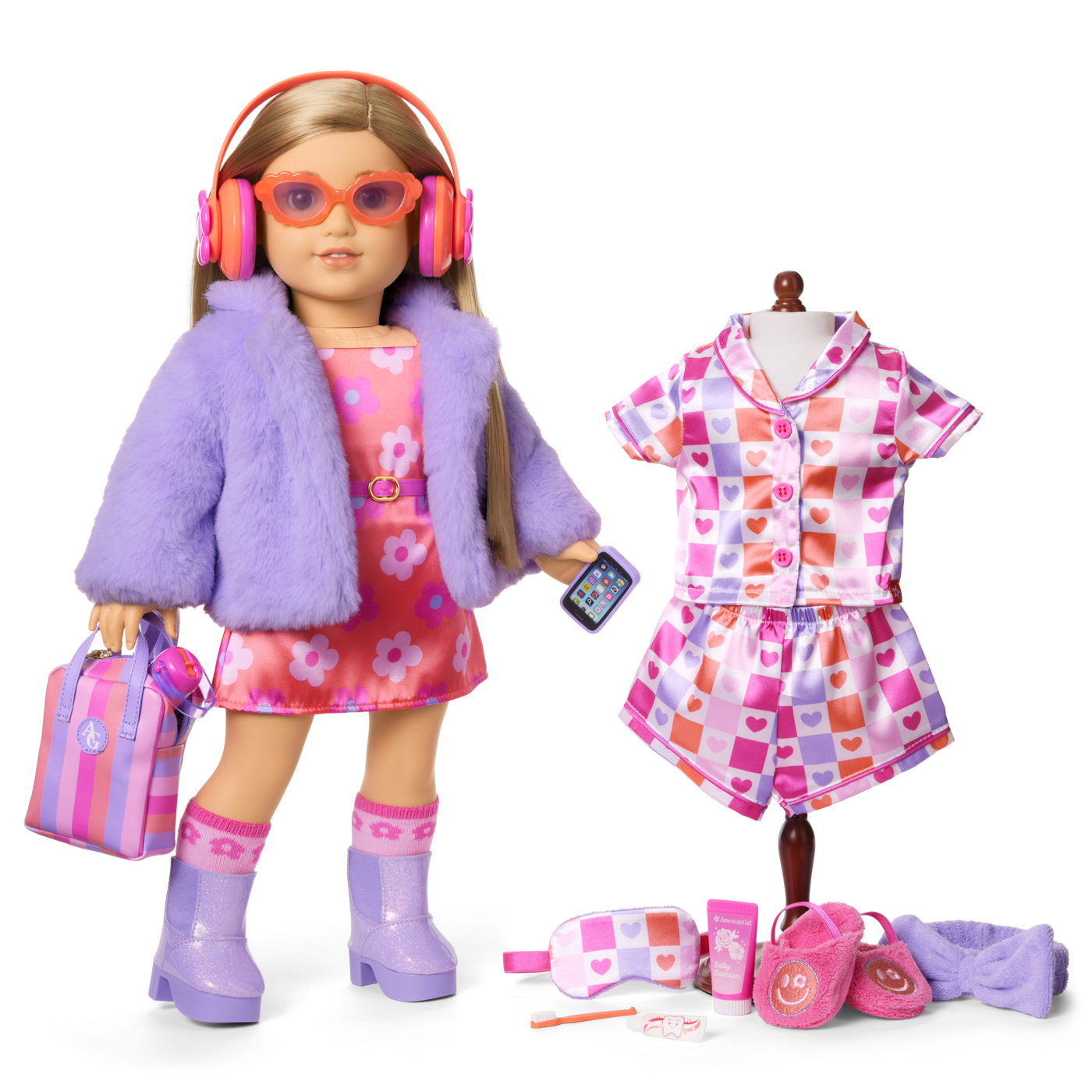 Truly Me™ #131 Doll & Day of Fun All-in-One Set Z0