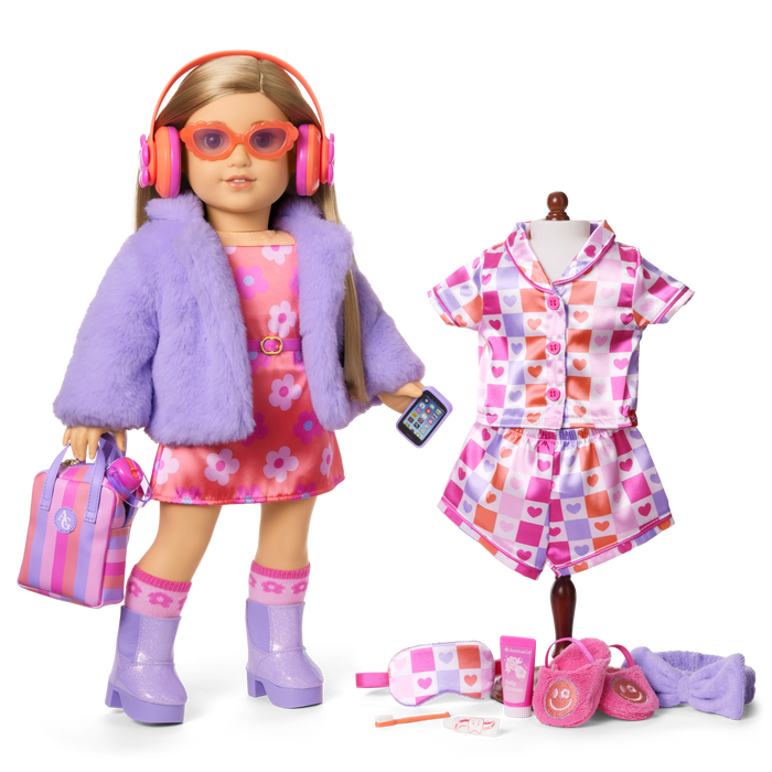 Truly Me™ #131 Doll & Day of Fun All-in-One Set Z0