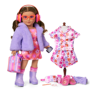 Truly Me™ #117 Doll & Day of Fun All-in-One Set D7