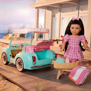 Raquel's™ Seaside Car for 18-inch Dolls (Girl of the Year™ 2026) Y1
